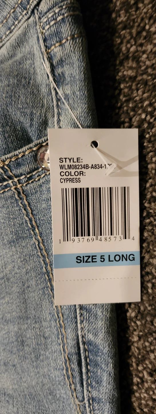 Wallflower "The Luscious Curvy Fit" Bootcut Jeans - Size 5 Long - photo 4