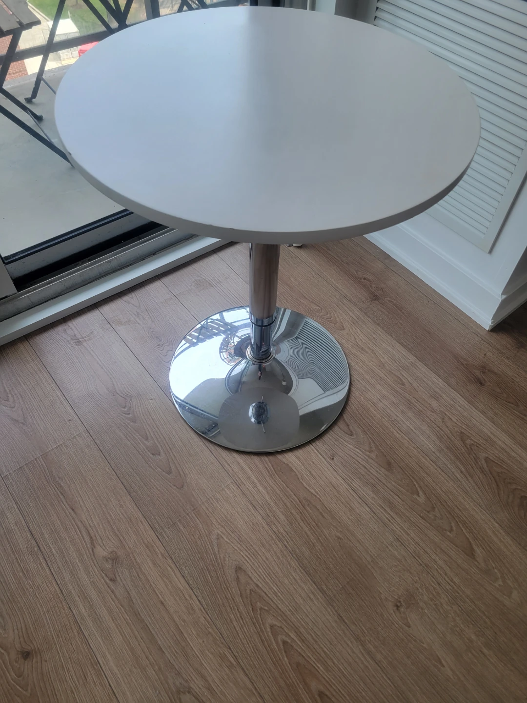 Adjustable White Round Bistro Table