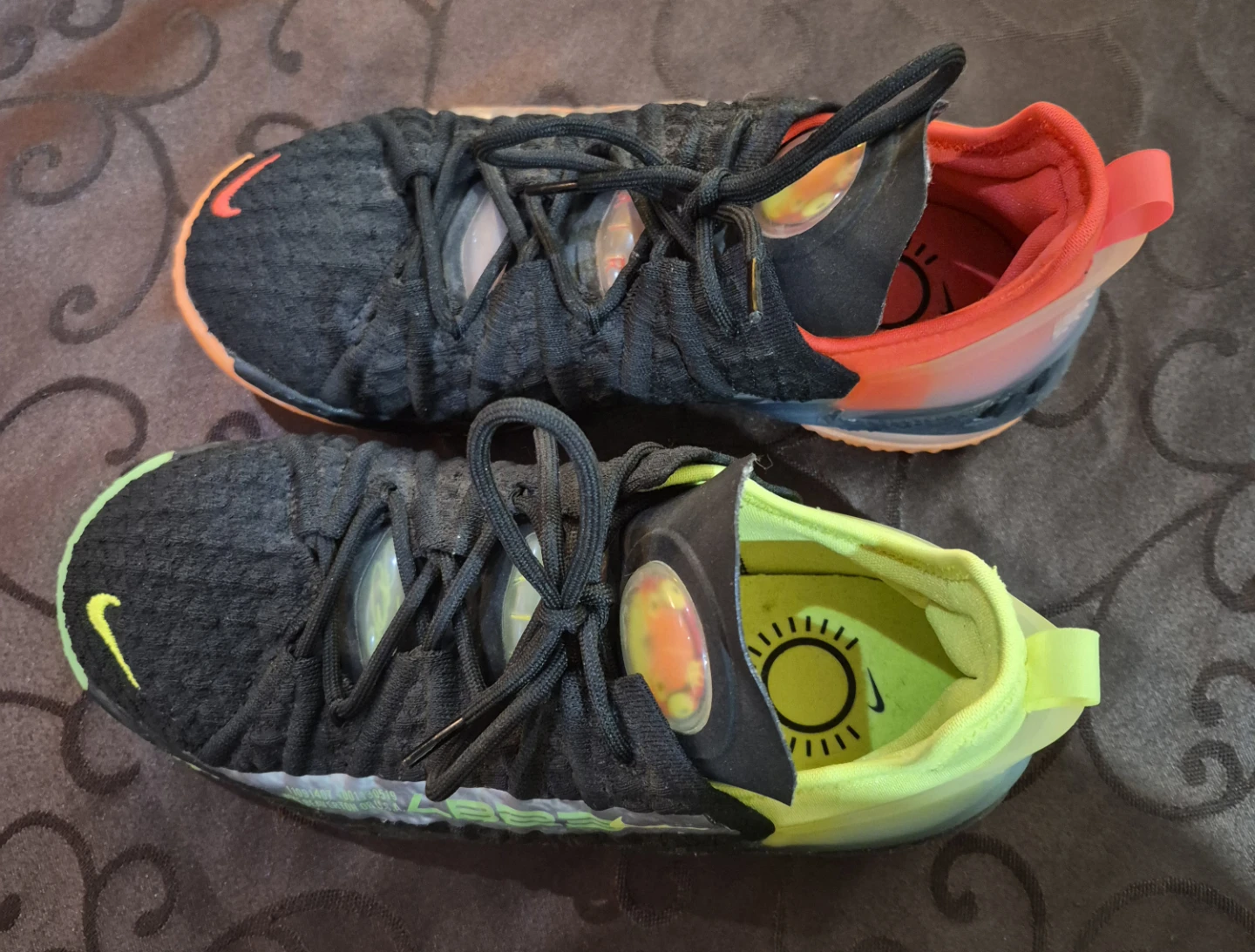 Nike LeBron 18 TD – Multi-Colour Basketball Shoes Size 5Y - photo 3