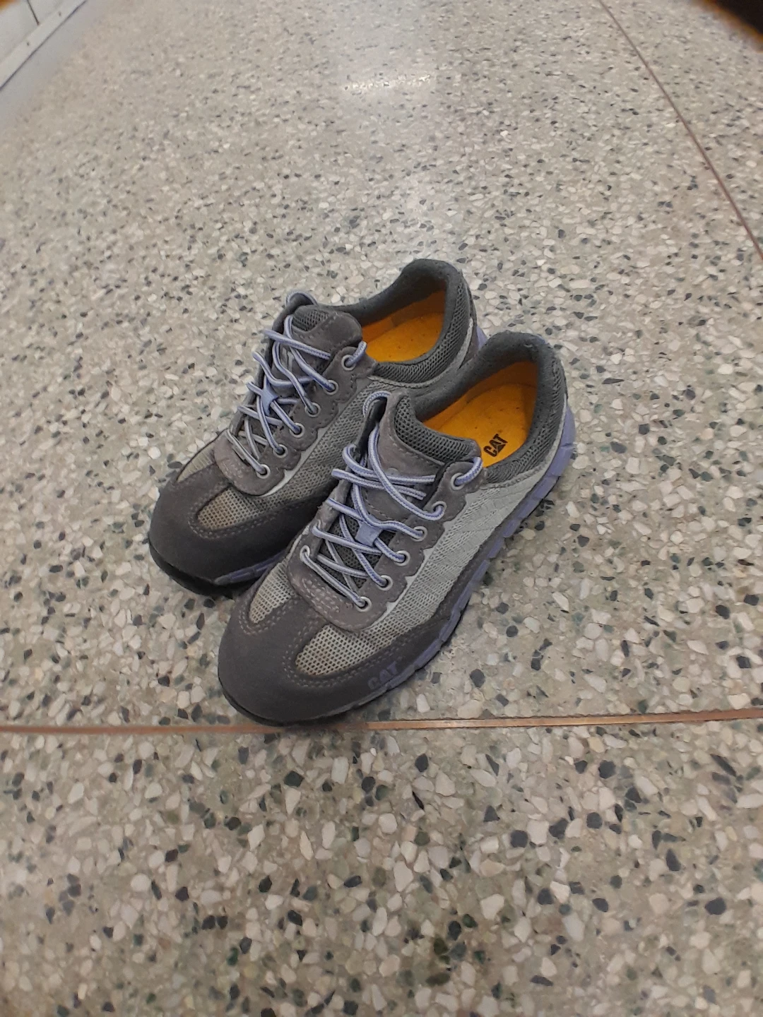 CAT Women's Grey/Lavender Safety Shoes Size 7