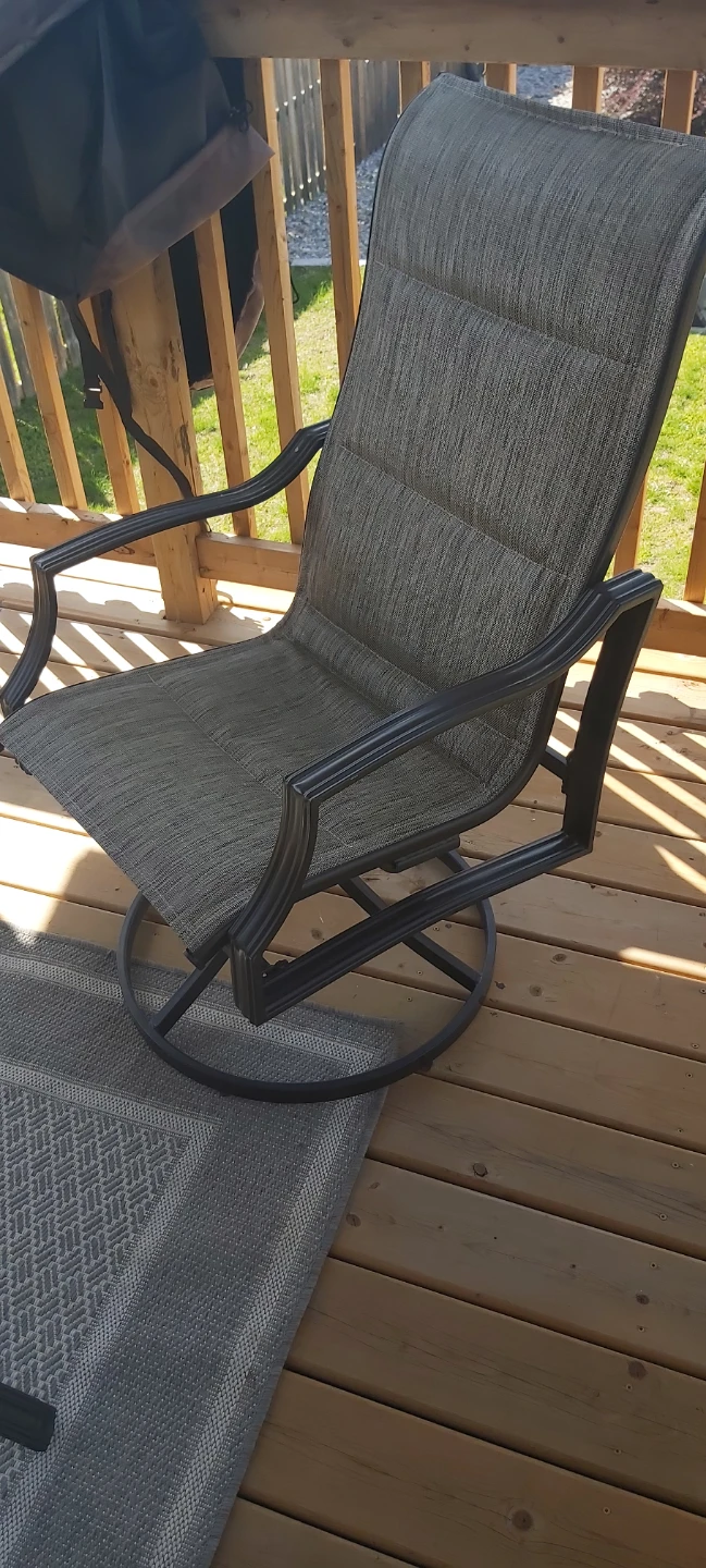 Outdoor Patio Swivel Chair and Table Set