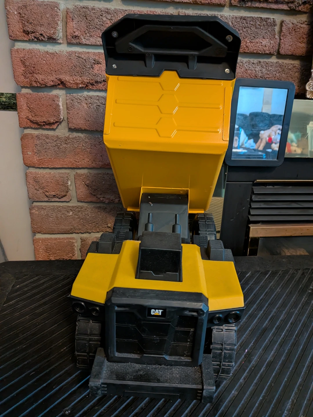 CAT Yellow Dump Truck Toy - photo 5