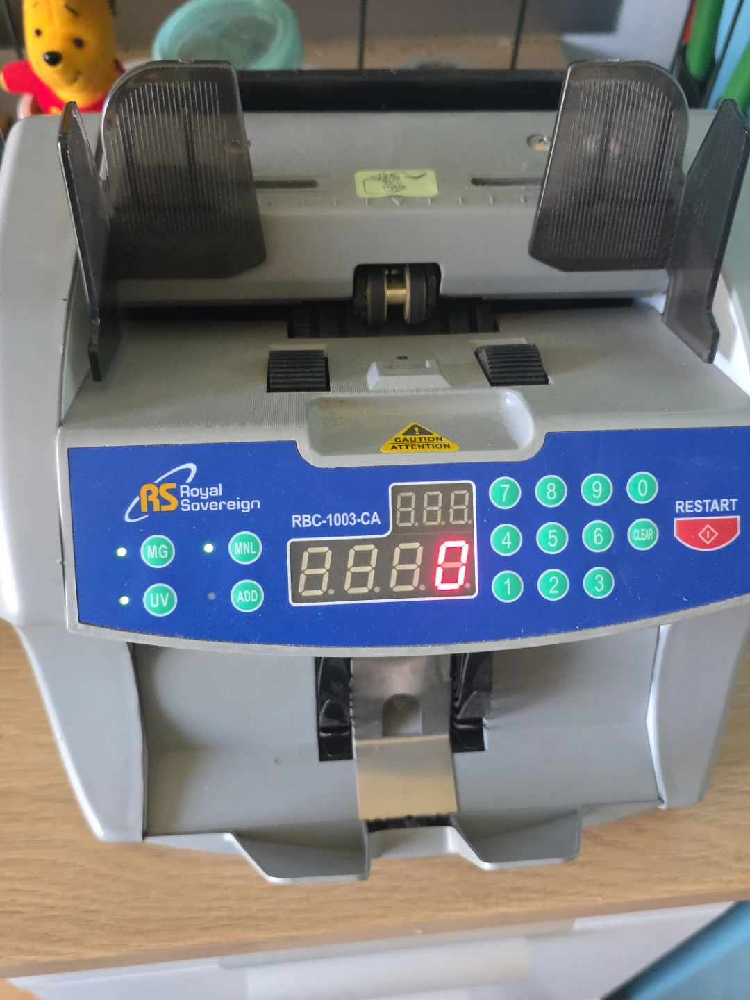 Royal Sovereign RBC-1003-CA Bill Counter