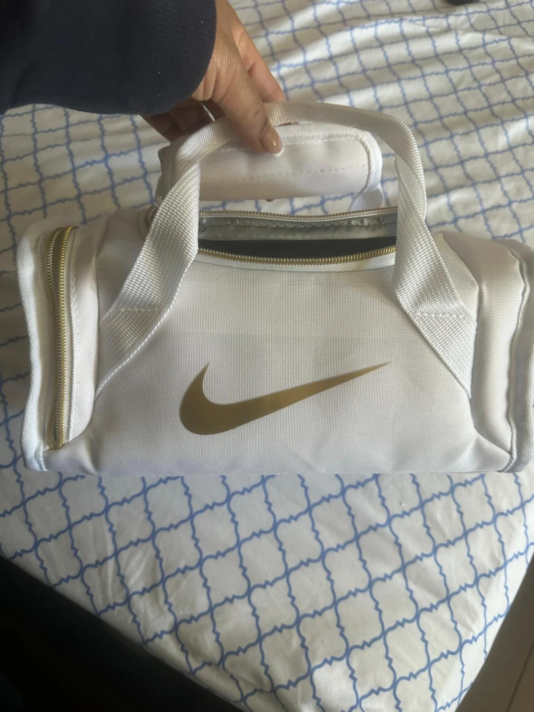 Nike White & Gold Duffel Bag - photo 4