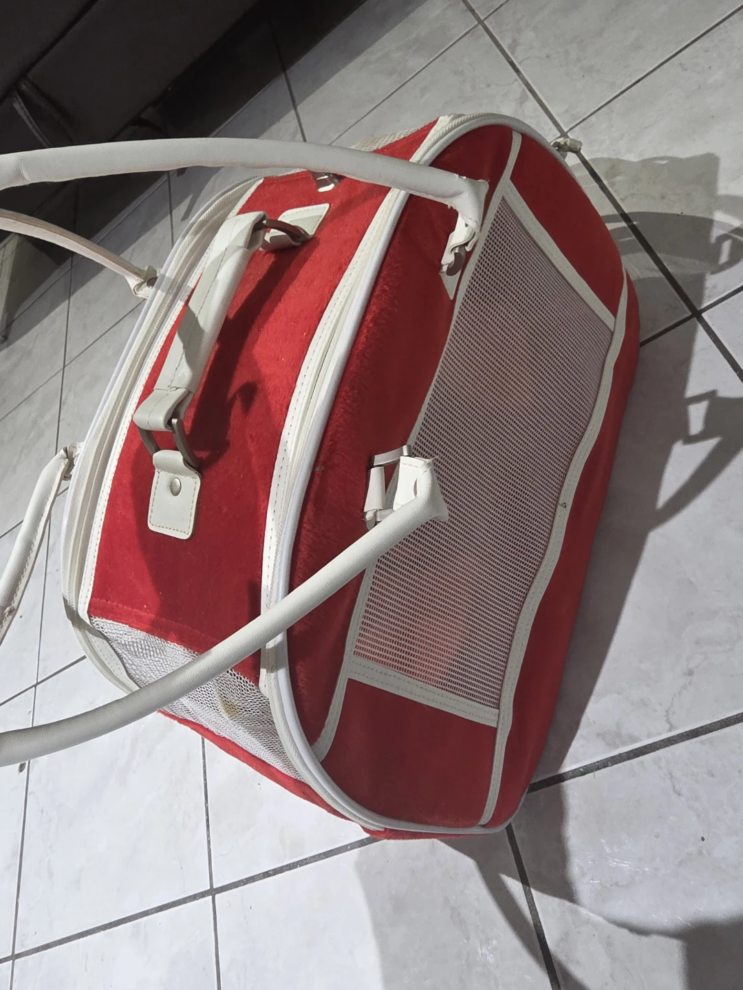 Red and White Pet Carrier Bag - photo 2