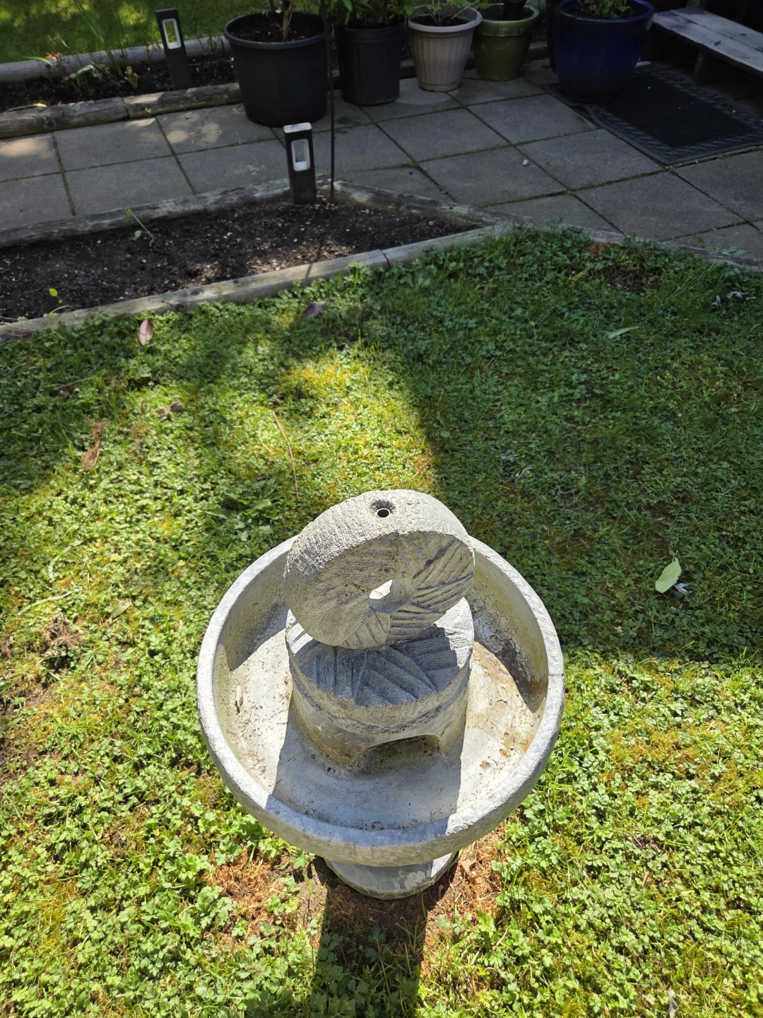 Stone Bird Bath Fountain - photo 3