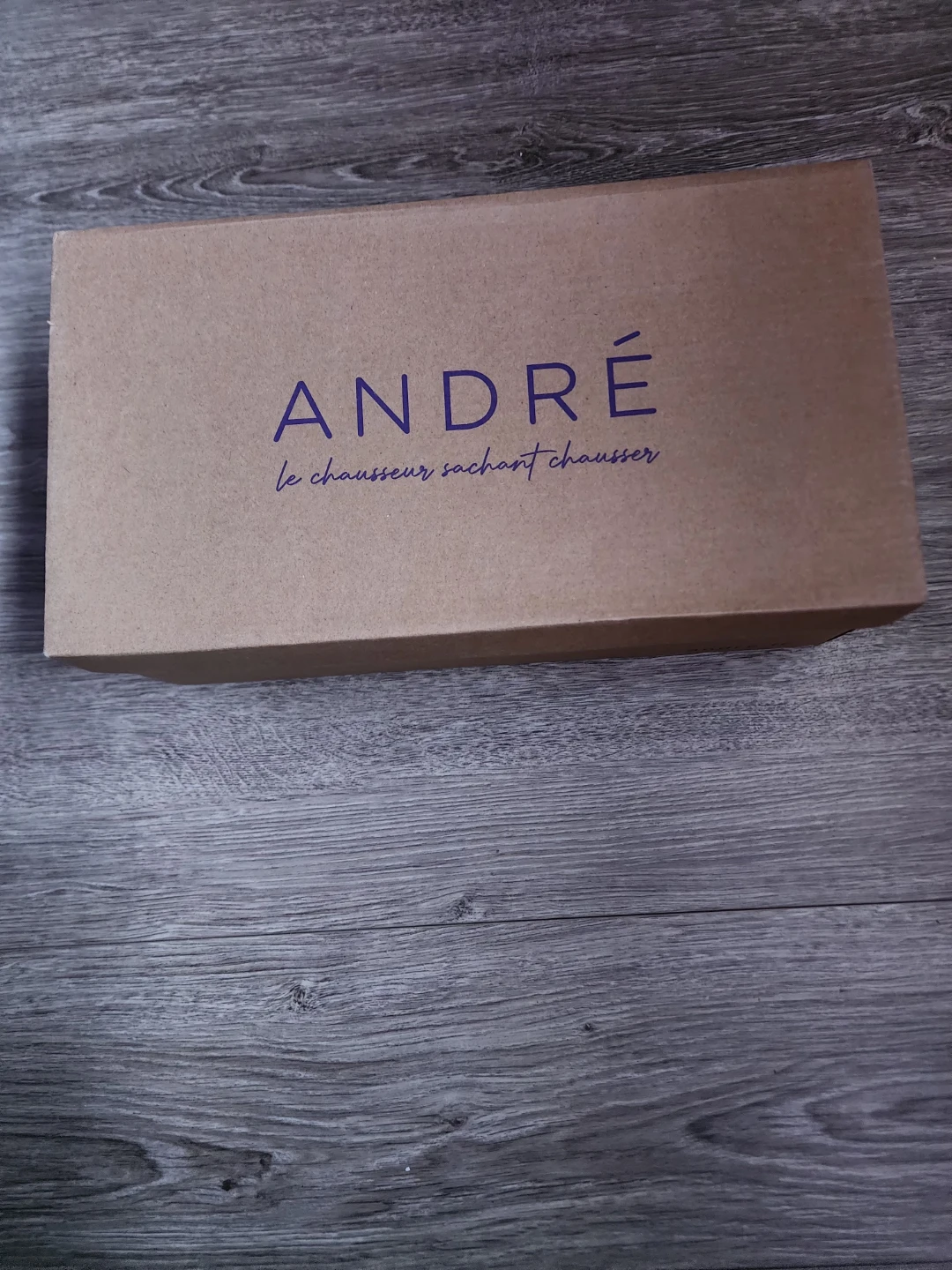 ANDRÉ Brown Suede Shoes - Size 39
