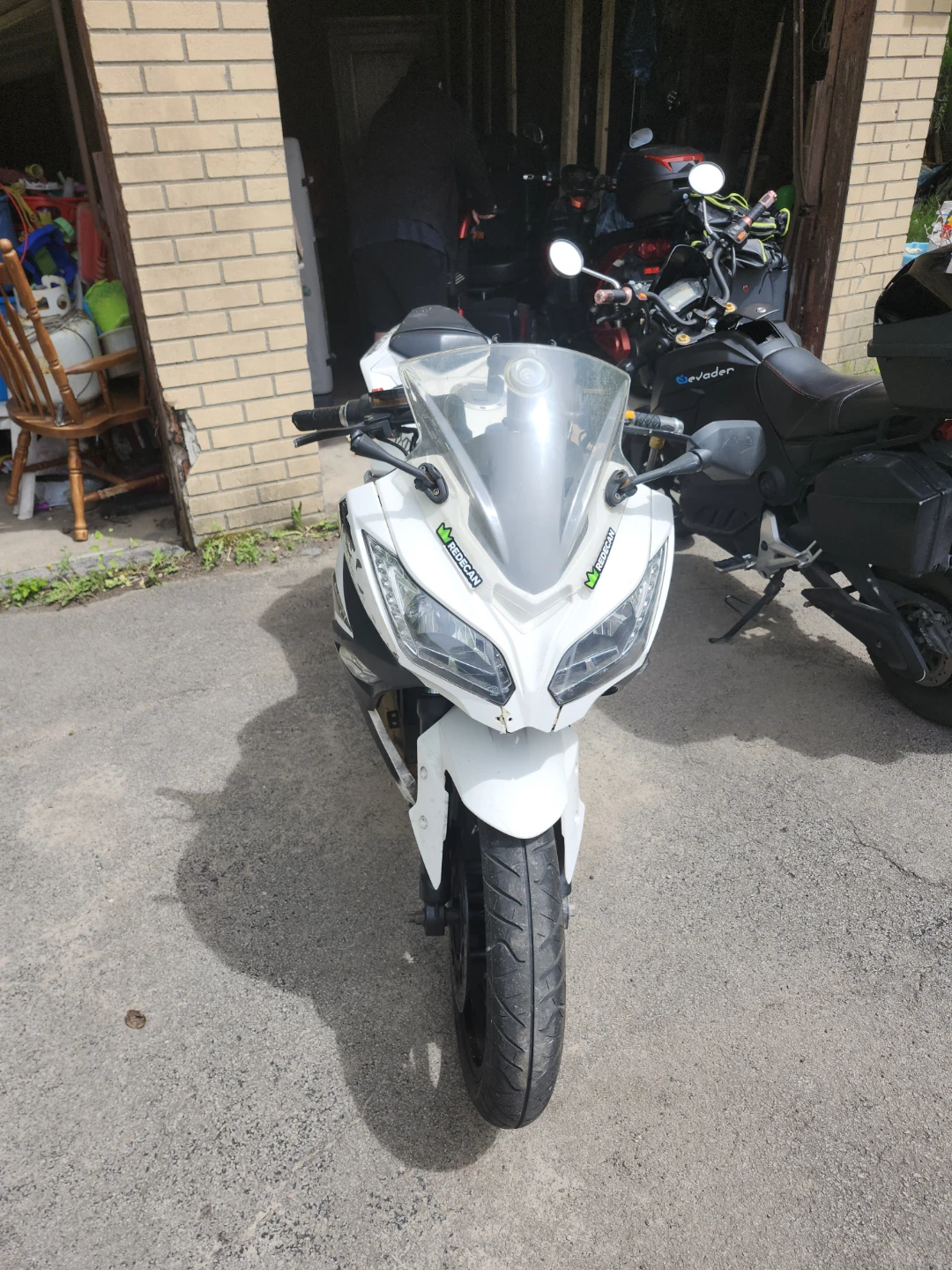 White EMGO Sport Bike Motorcycle - photo 2