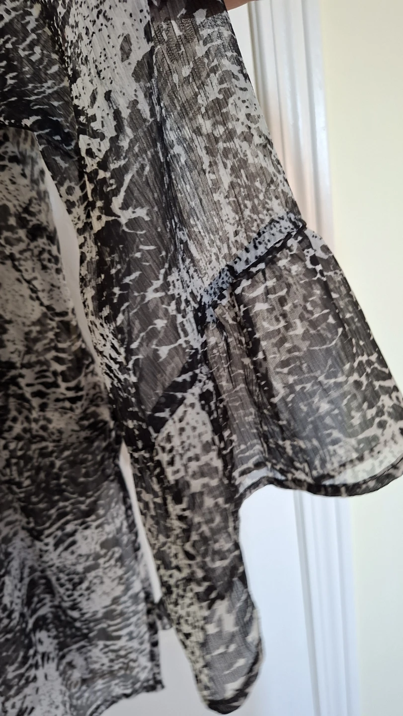 Sheer Black & White Animal Print Tunic Top - photo 3