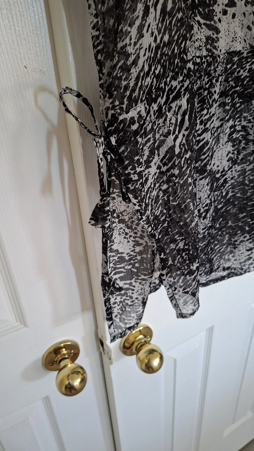 Sheer Black & White Animal Print Tunic Top - photo 4