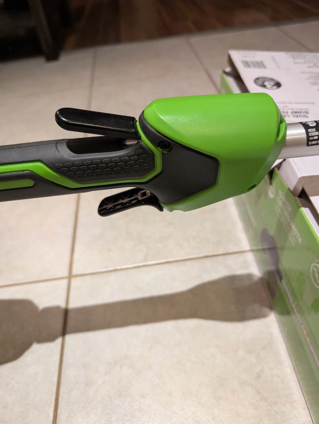 Greenworks 48v dual line 15 inch grass trimmer - photo 5