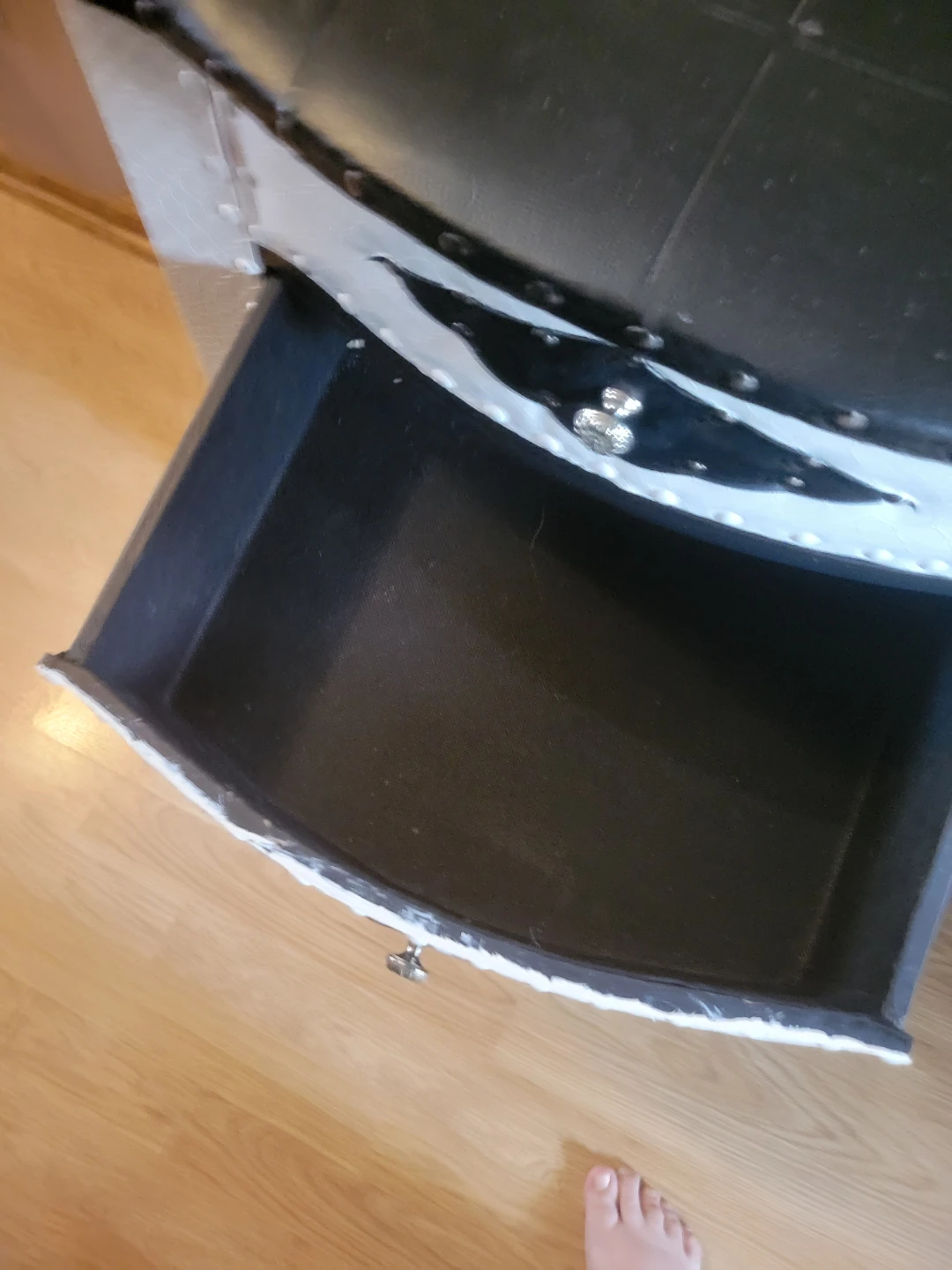 3-Drawer Accent Chest - photo 2