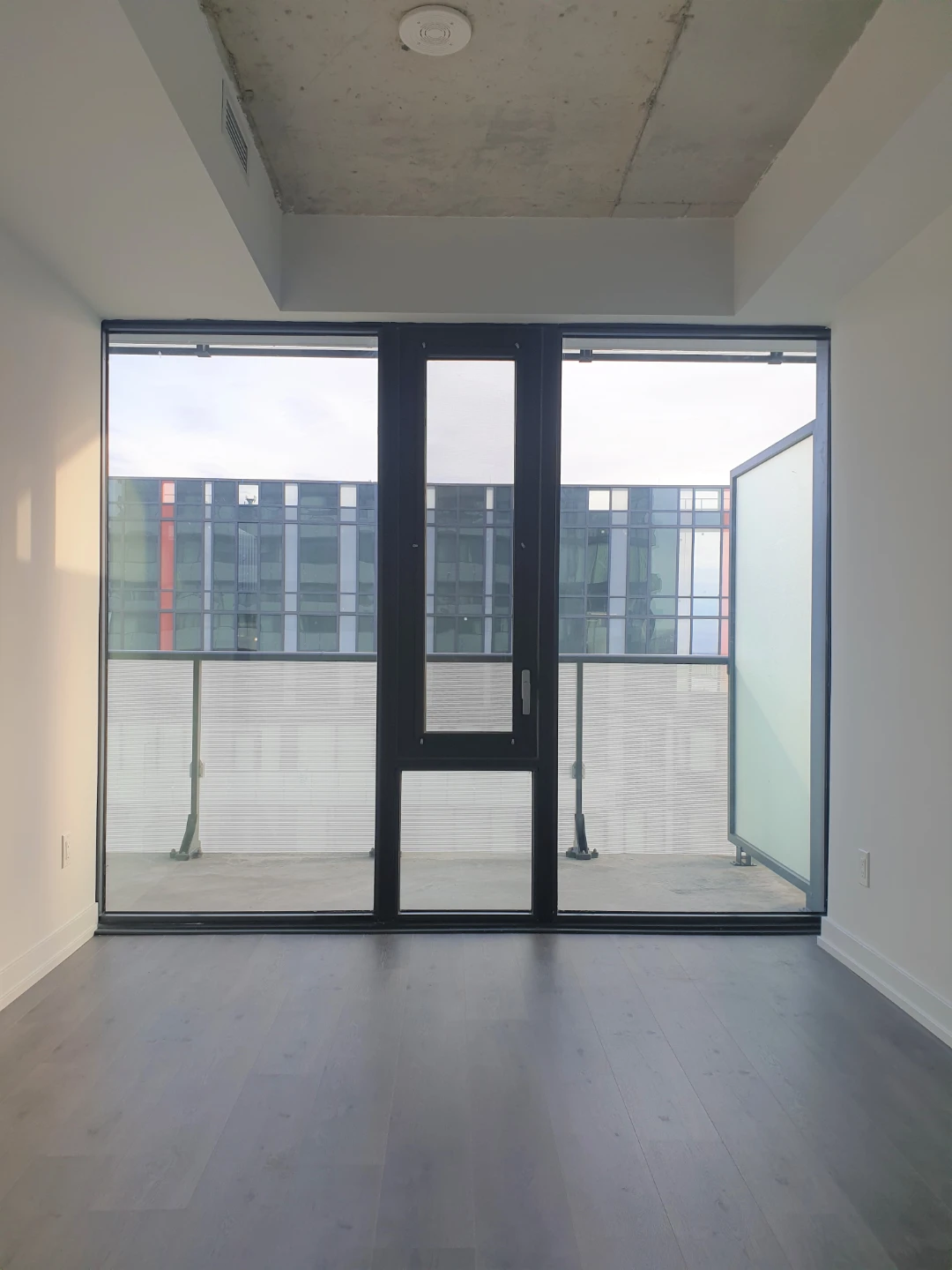 1 + den condo for rent - photo 5