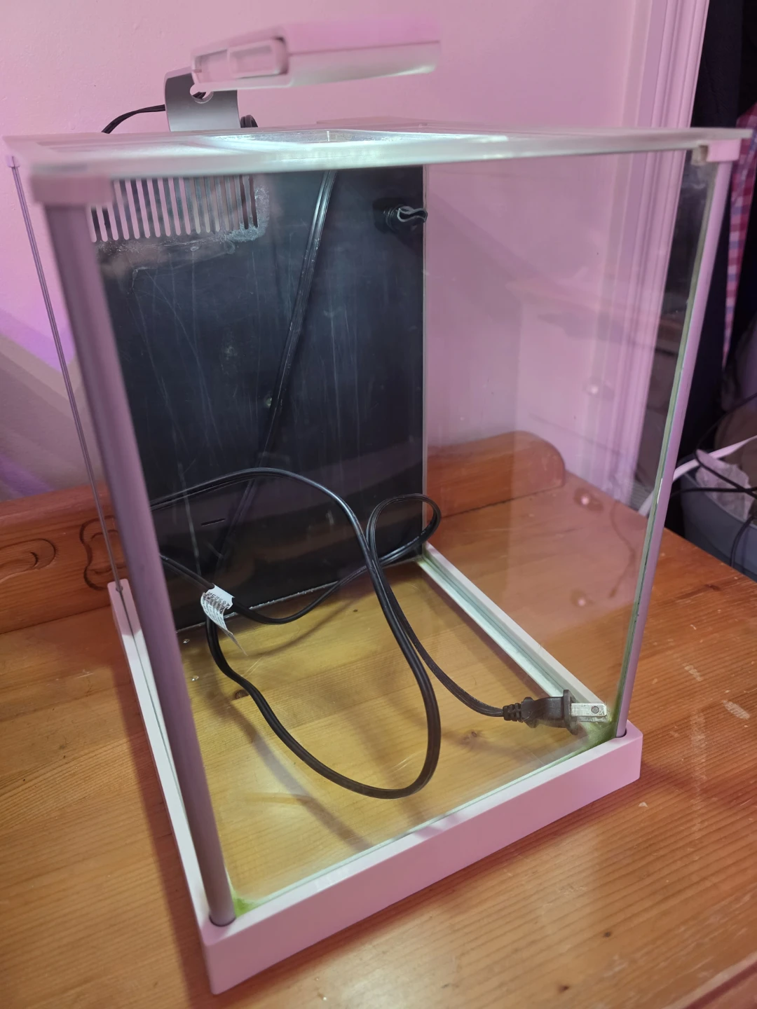 Fluval 2.6g tank, LED light & filter