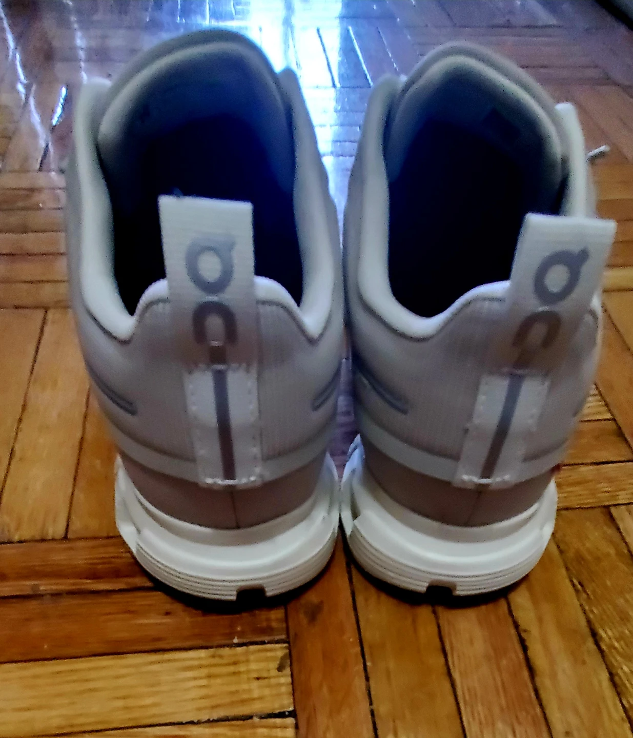 On Cloud Waterproof Running Shoes - photo 3