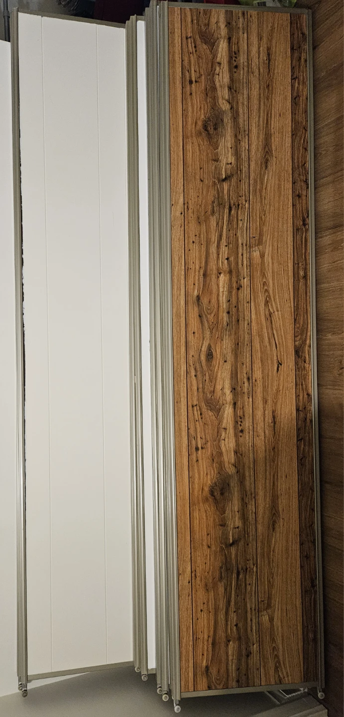 White and wood effect sliding doors