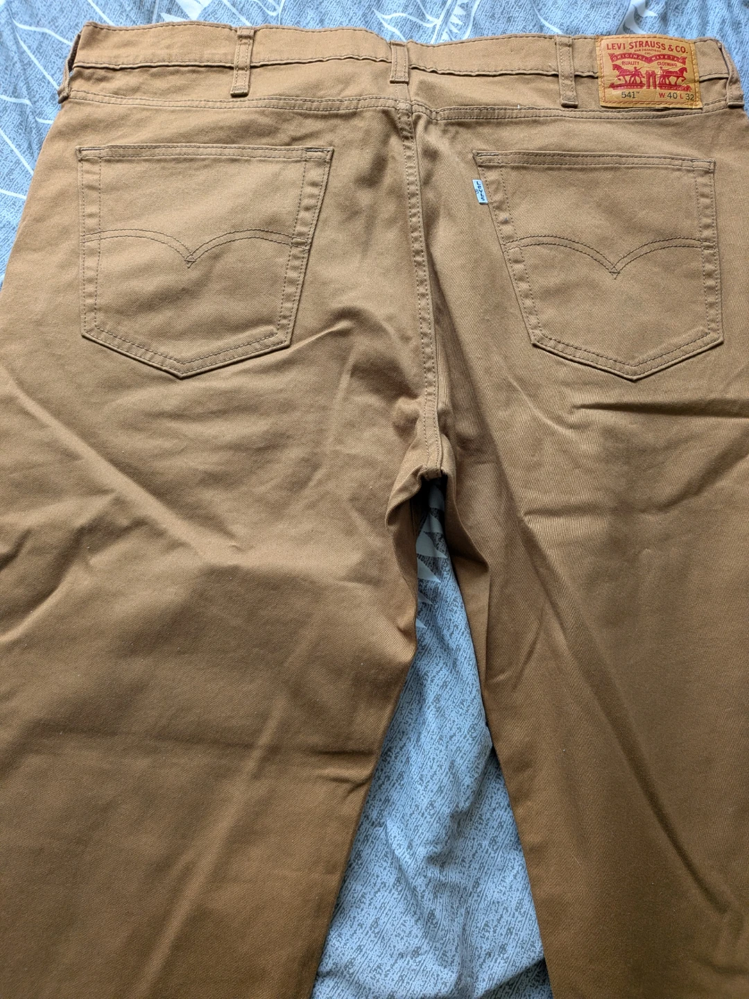 Levi Strauss & Co. 541 Athletic Fit Jeans *size W 40 L 32* - photo 3