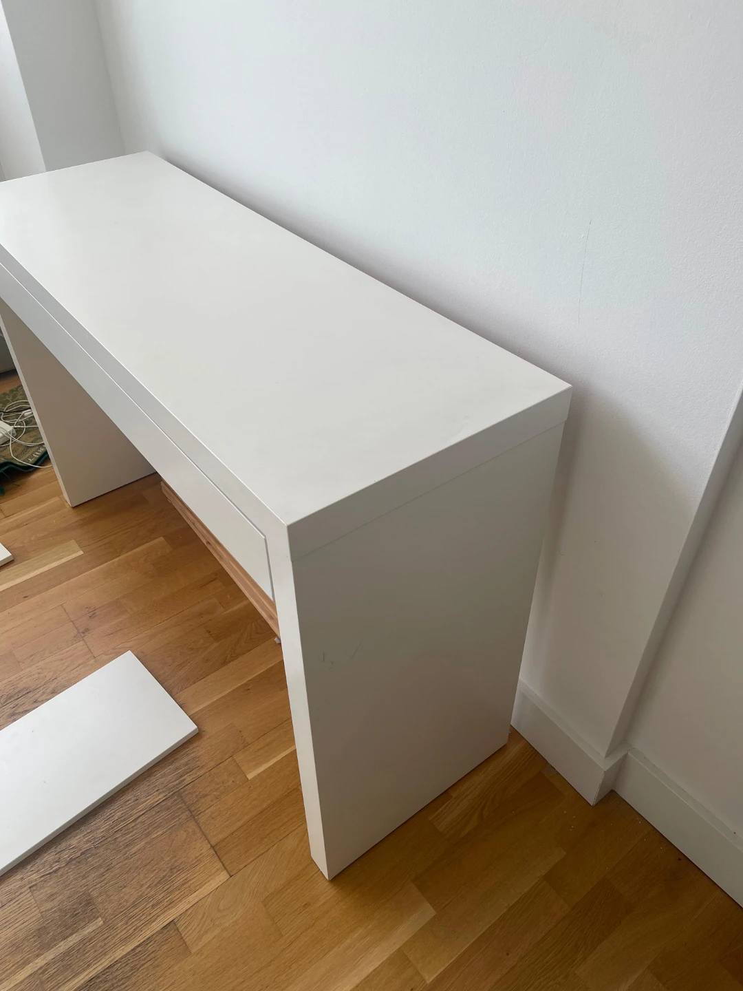 White Desk with Drawer - photo 4