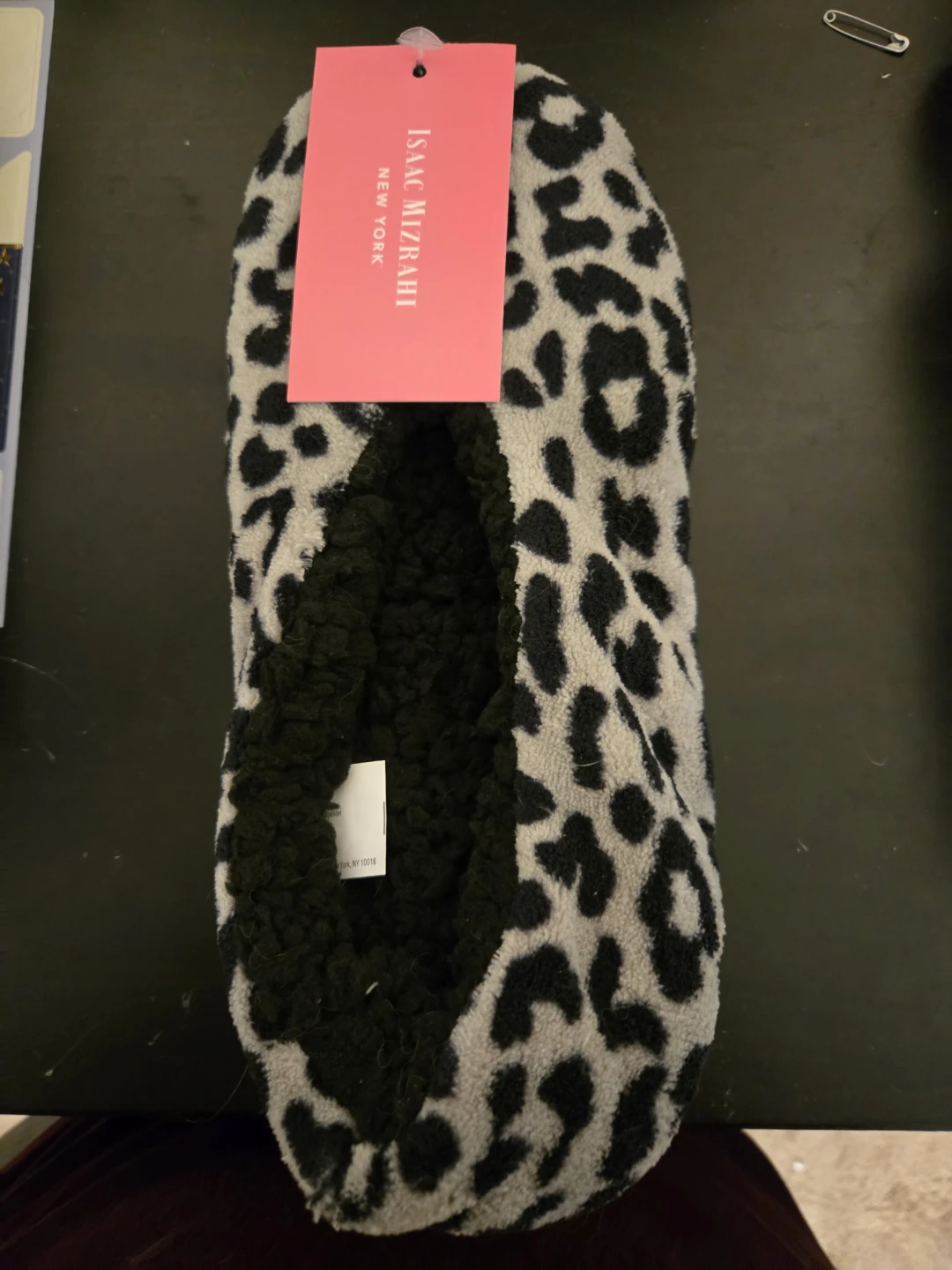 Isaac Mizrahi Leopard Print Fuzzy Slippers Size Large