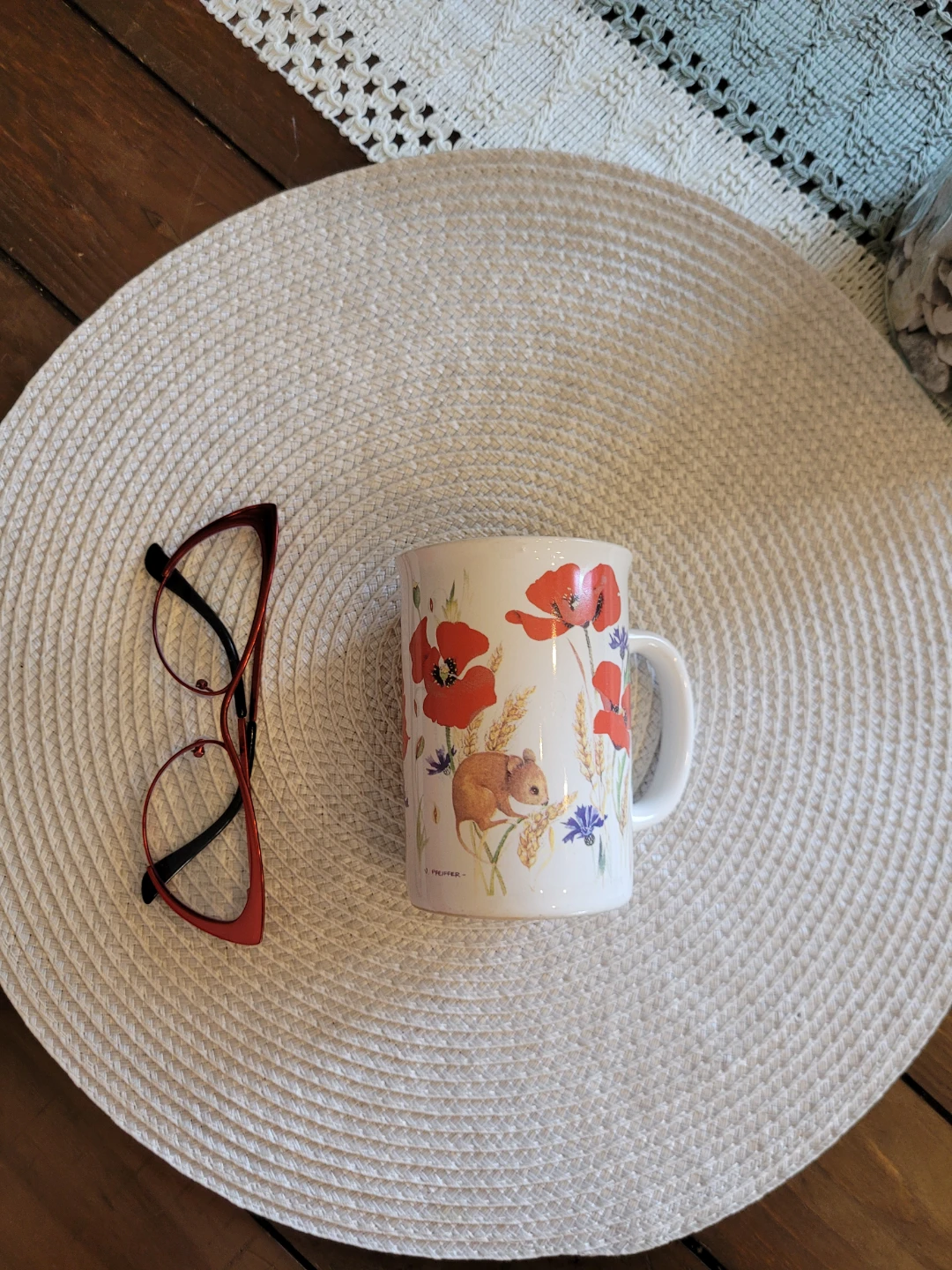 🐭 Vintage Floral Capilano Mouse Mug – Canadian Design ☕🌾 - photo 4
