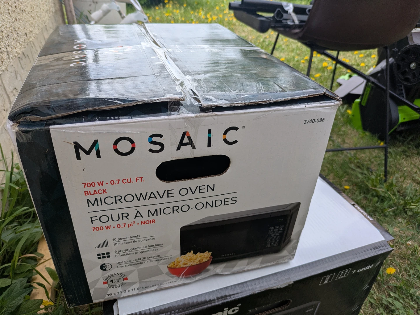 Mosaic 700W Microwave Oven (Black) - photo 2