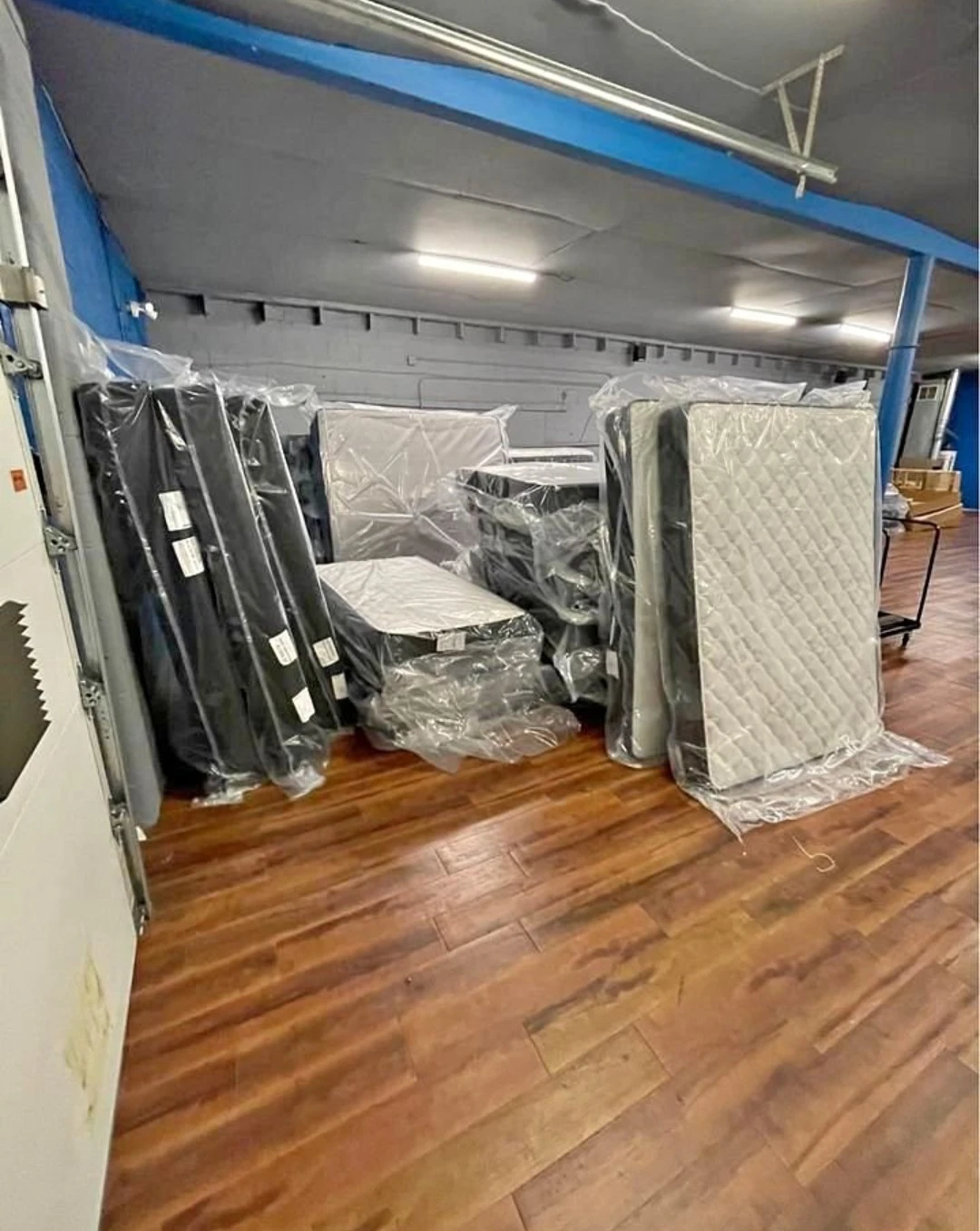 Liquidation sale for brand new Queen Size Mattress - photo 2