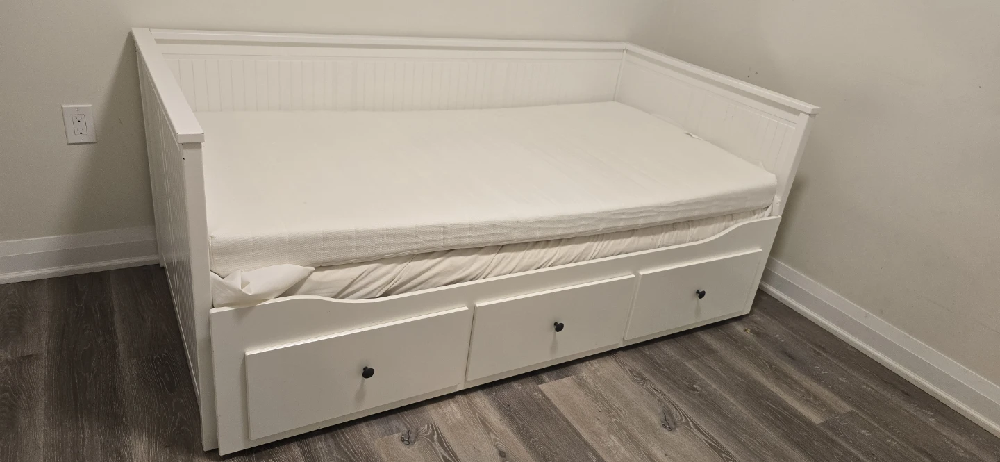 Ikea White Daybed with 3 Drawers and mattresses - photo 2