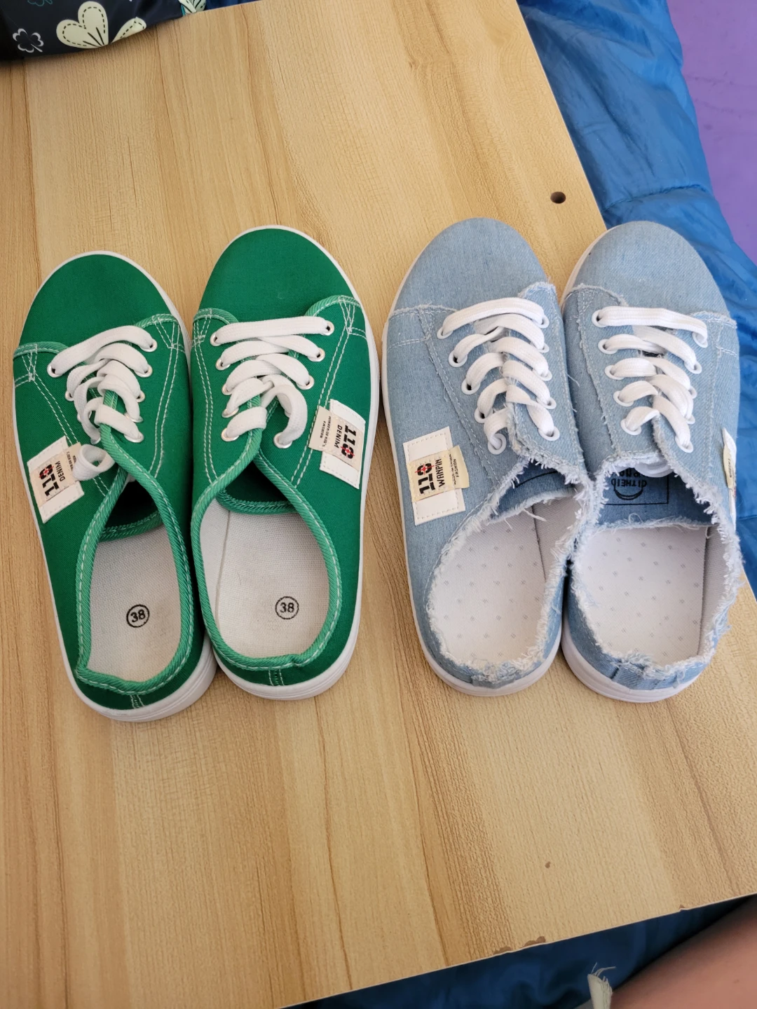 Women's Canvas Sneakers - Green & Denim Blue