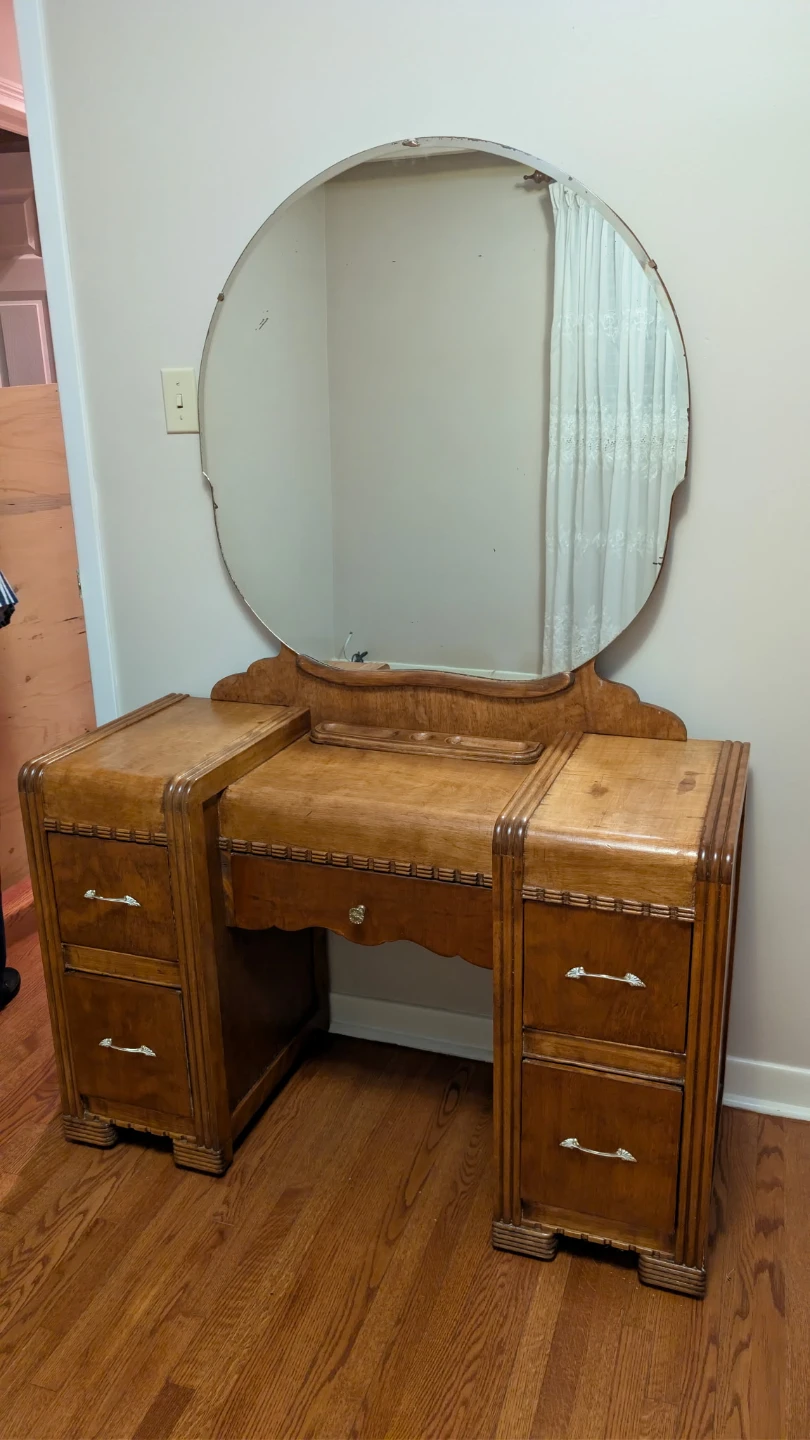 Vintage Vanity Table with Mirror and Drawers - photo 2