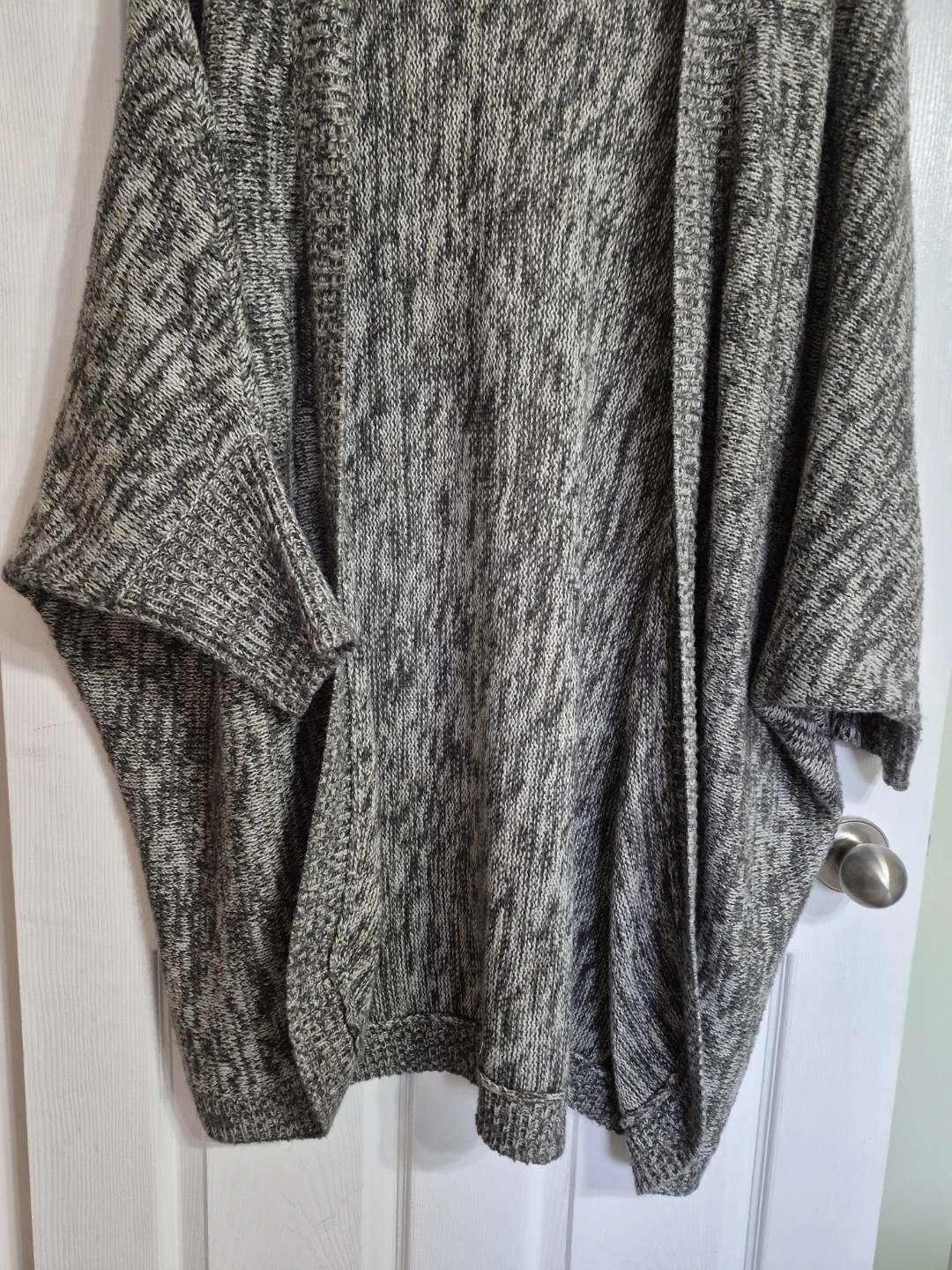 Wr Seal Ladies Size 3X Long Comfy Cozy Swaeter - photo 2
