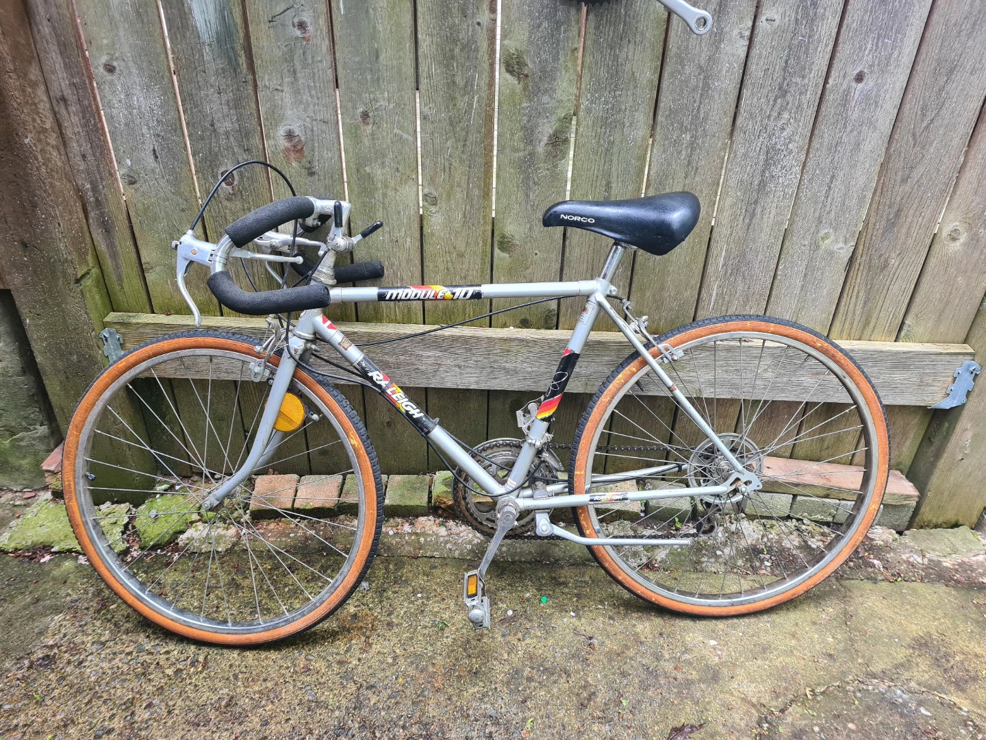 24" Raleigh Module 10 road bike - photo 2