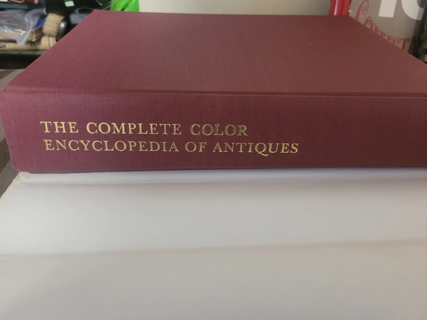 Unitt's  Antiques & Collectables Price Guides Encyclopedia book - photo 5
