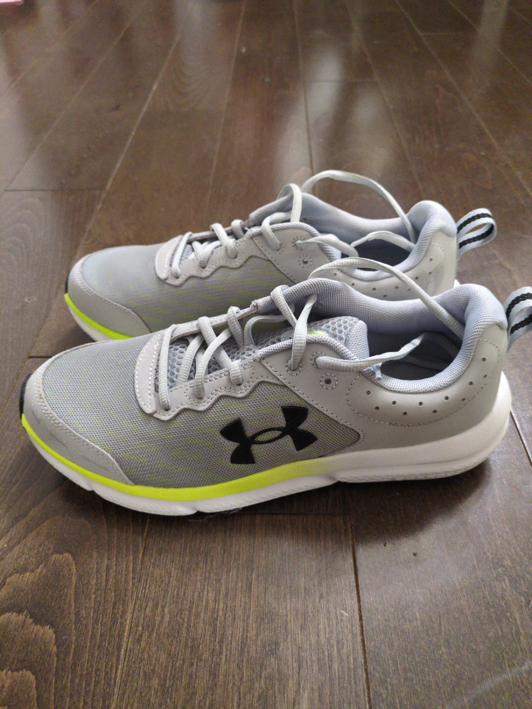 Under Armour Grey Running Shoes - photo 2