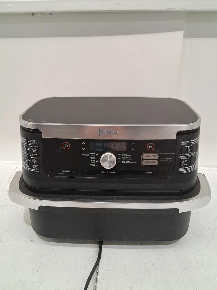 Ninja Foodi FlexBasket Air Fryer - 7qt MegaZone (Like New!) - photo 3