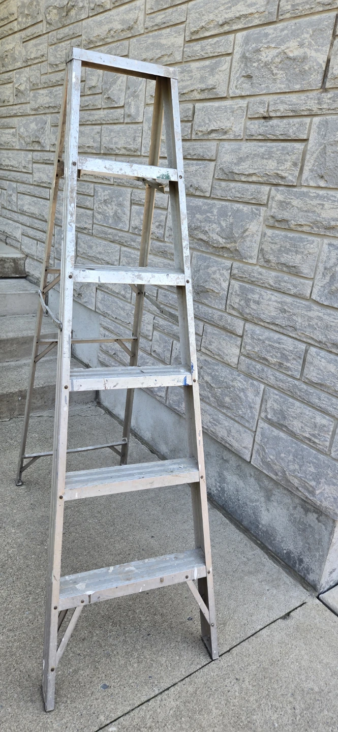 Aluminum Step Ladder 6 feet
