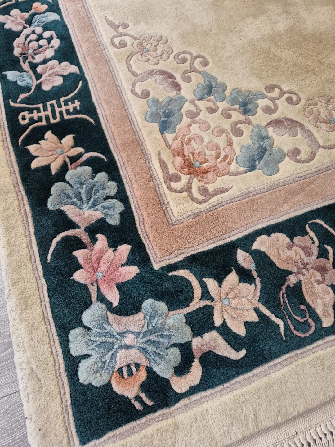 Area Rug with Floral Design and Forrest Green Border - photo 5