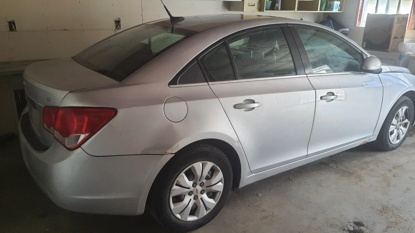 Car - photo 3