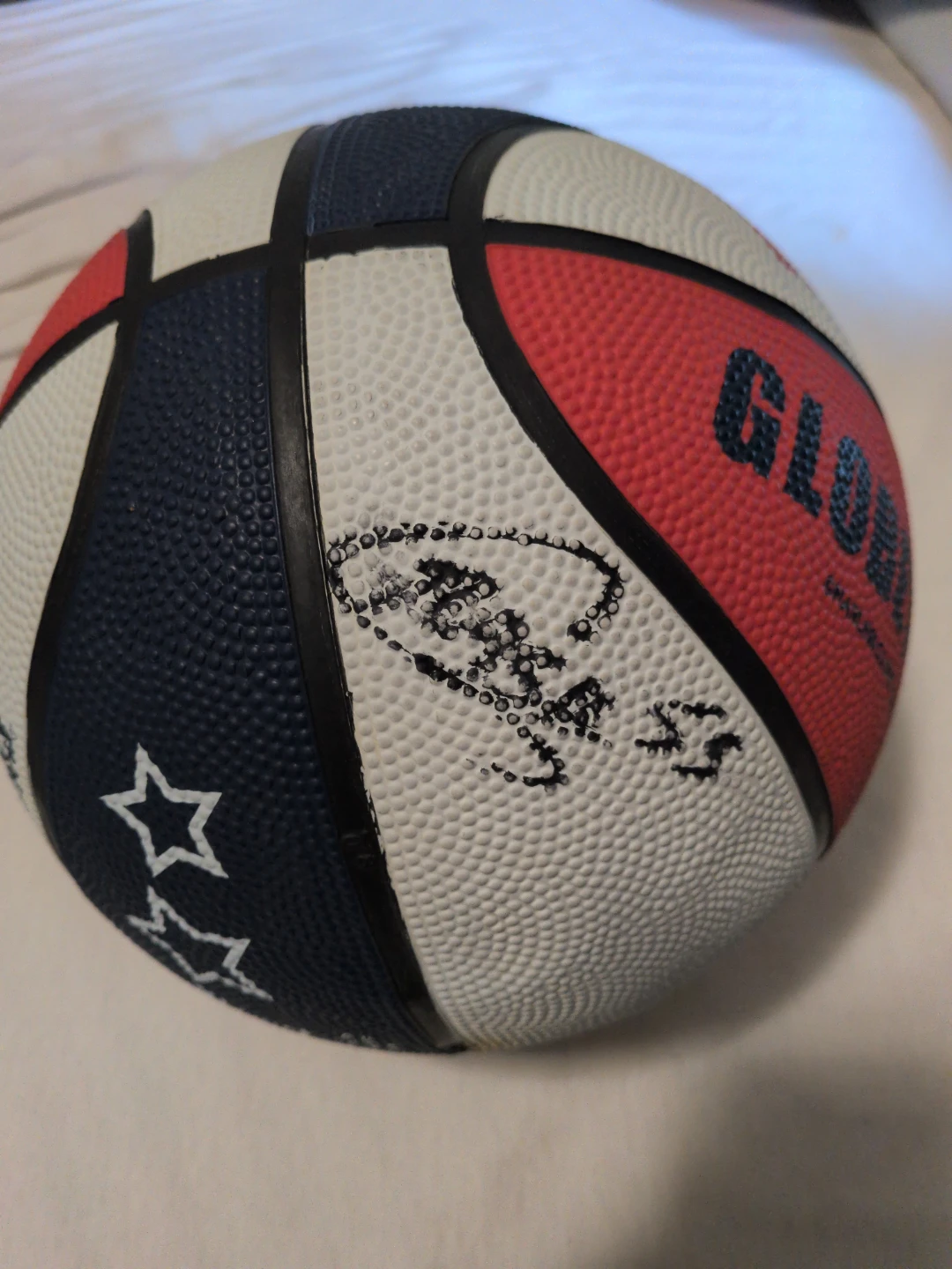 Harlem Globetrotters Basketball (signed) - photo 2