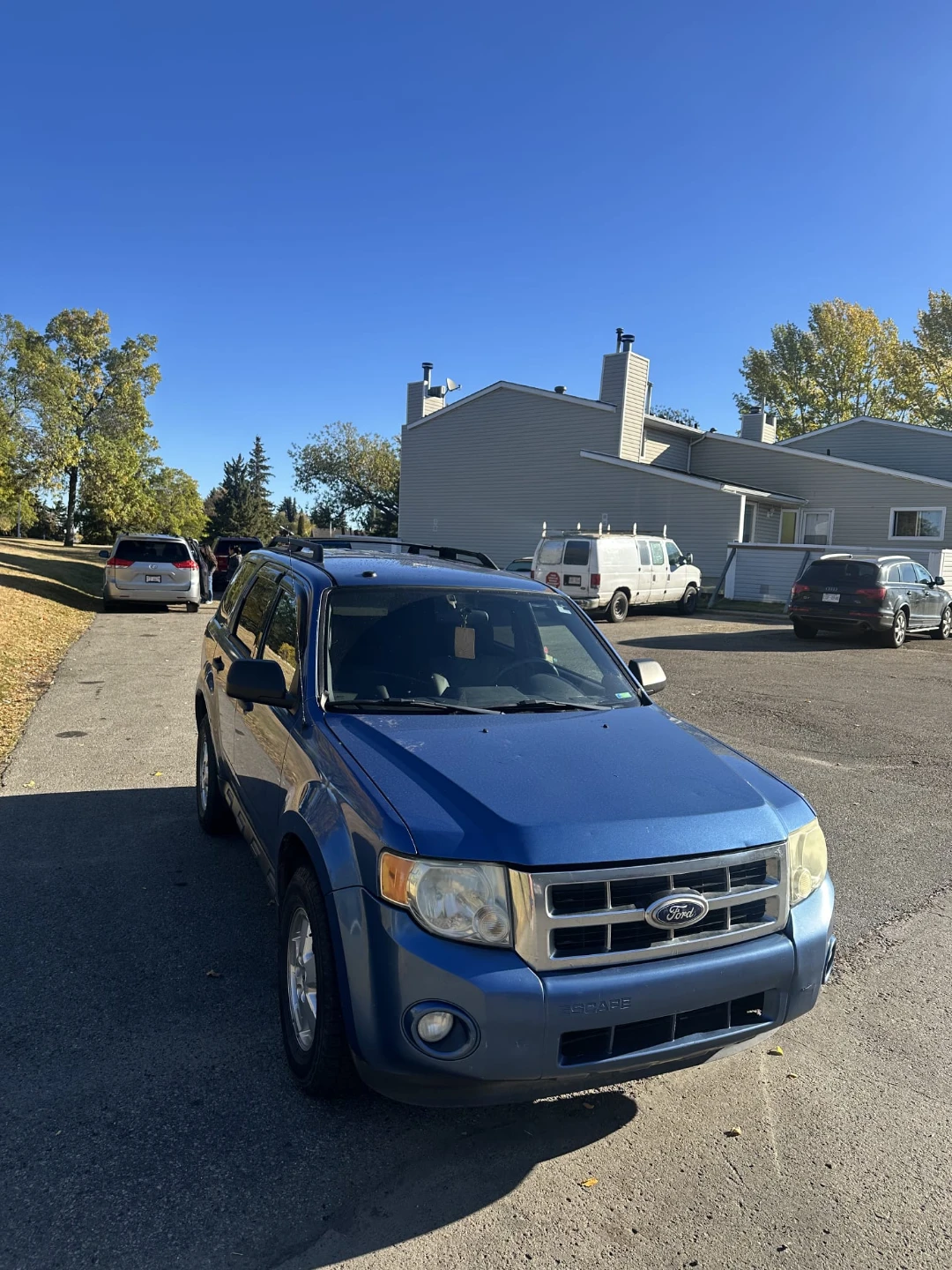 Blue Ford Escape SUV - photo 5