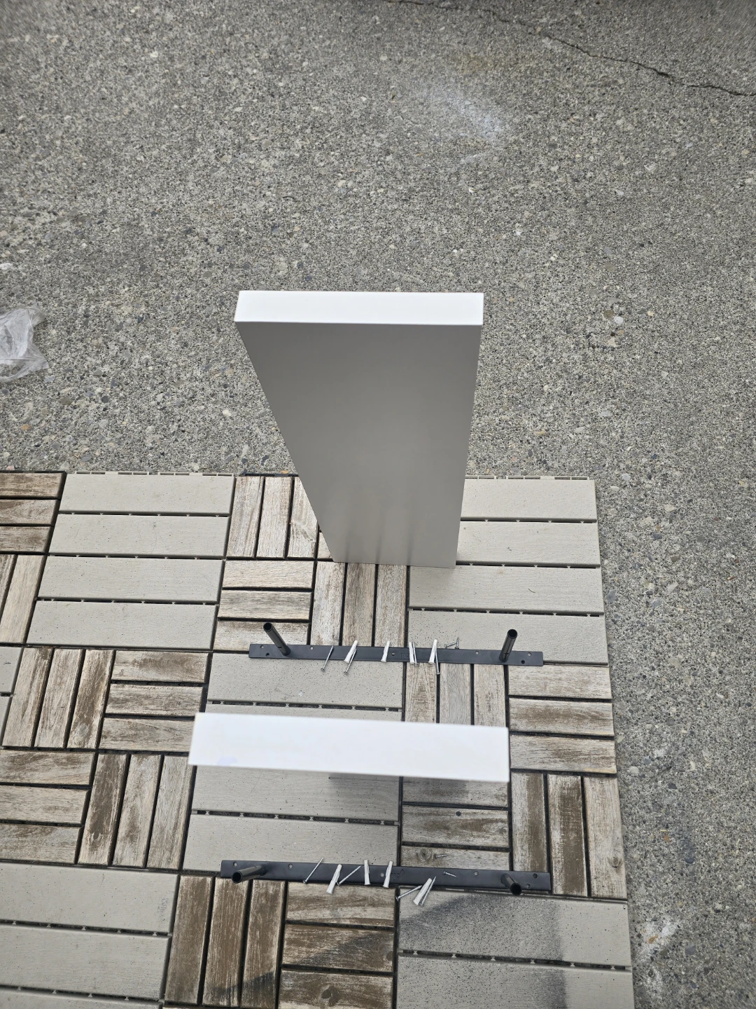 Floating wall-mounted shelves - photo 5
