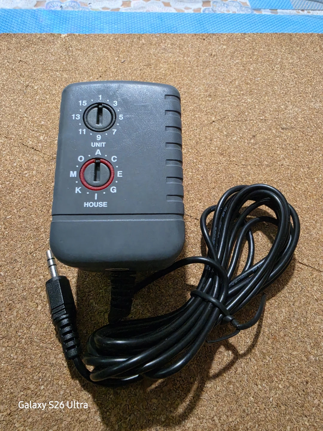 Remote Controlled Power Supply XM13A NIB - photo 5