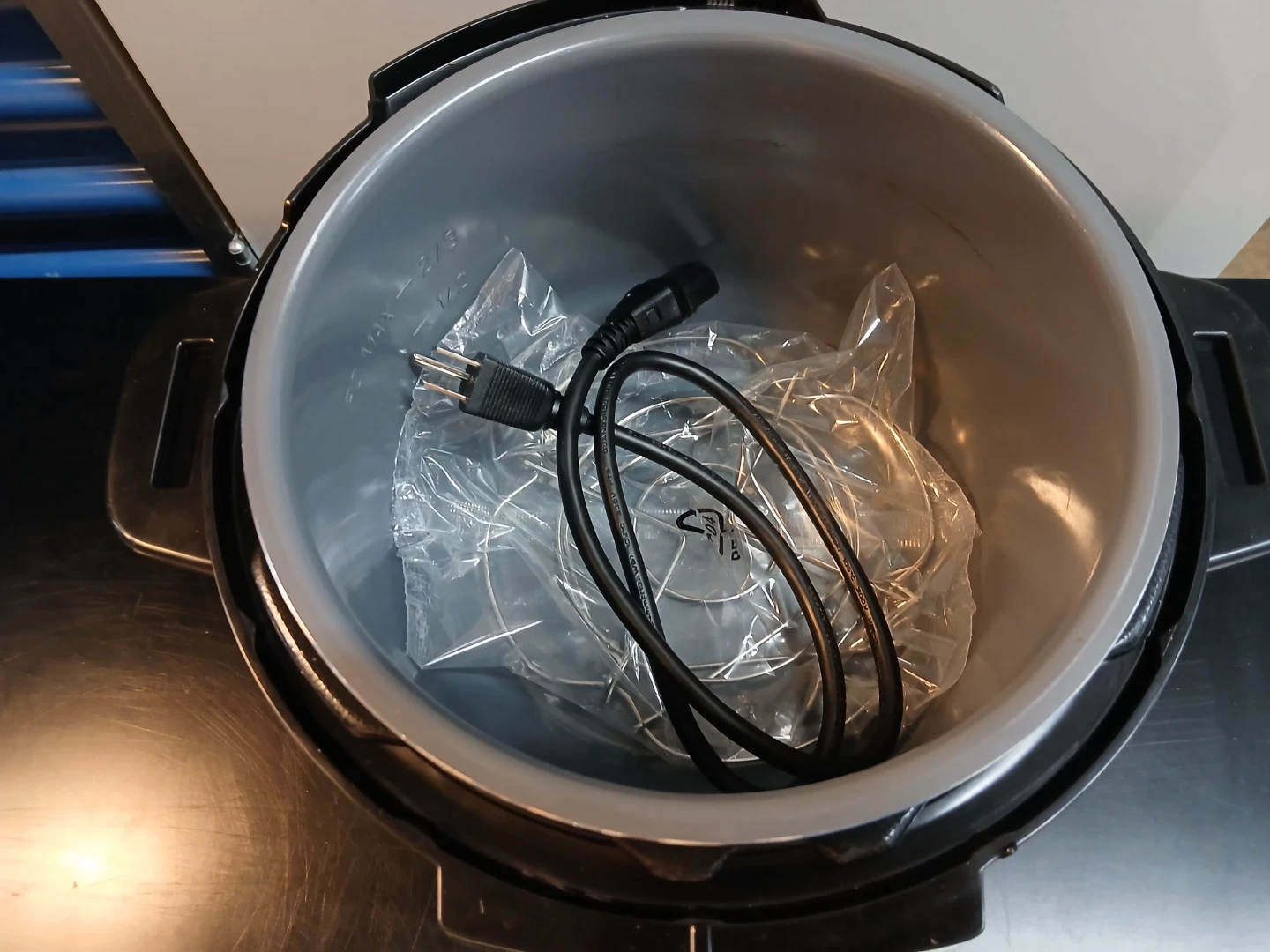Instant Pot 6QT RIO 7-in-1 Multi-Cooker - photo 4