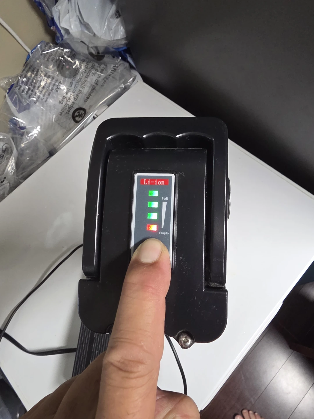 HITWAY Electric Bike Battery Charger with Battery Indicator