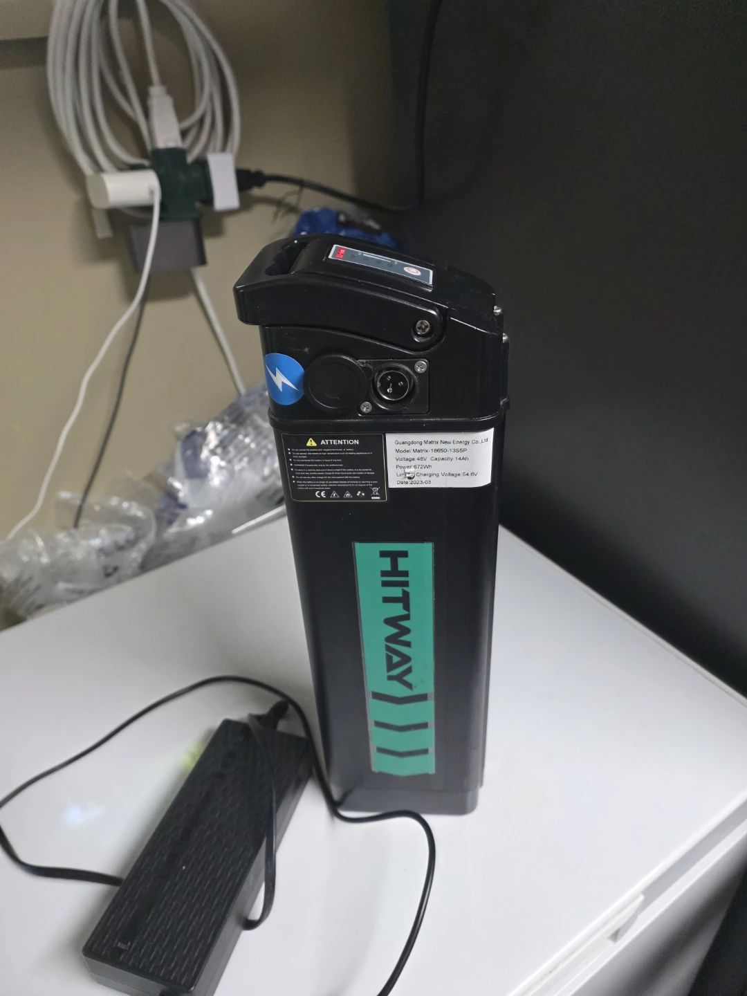 HITWAY Electric Bike Battery Charger with Battery Indicator - photo 2