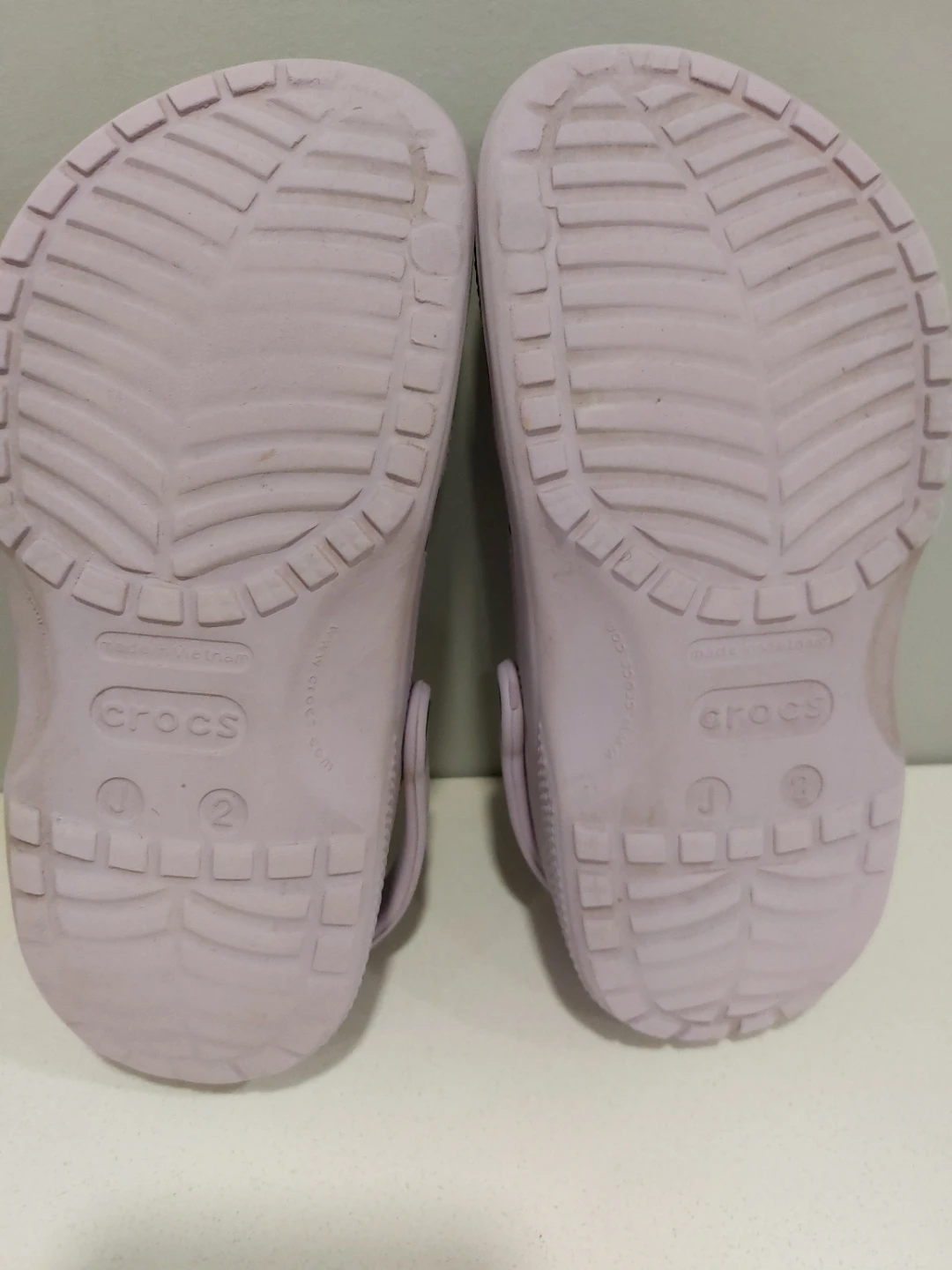 Kids' Crocs Clogs Size J2 Lavender - photo 3