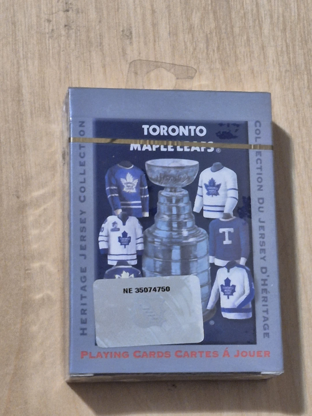 BNIB)Toronto Maple Leafs Heritage Jersey Collection