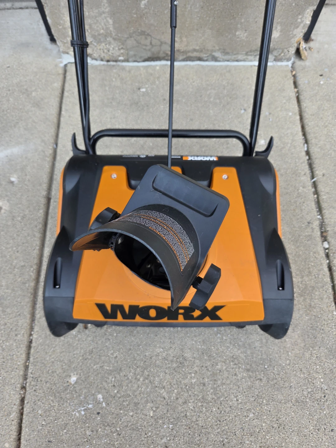 WORX Electric Snow Thrower YG800