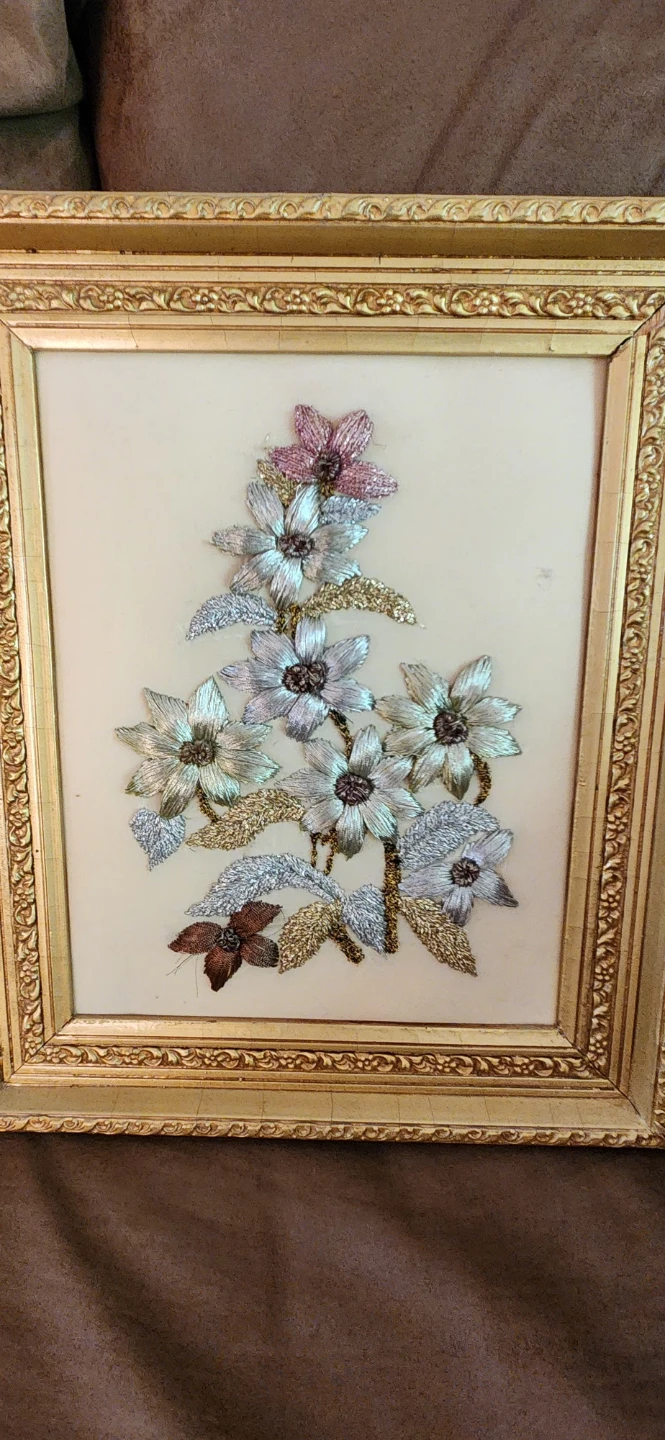 New Framed Floral Needlepoint Art - photo 4