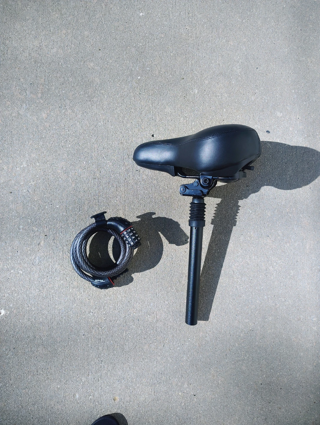 JOYOR 48V Electric Scooter (Black, With Seat) - photo 3
