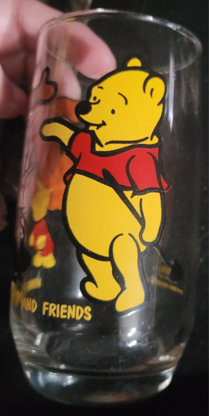 Winnie the Pooh and Friends Glass
